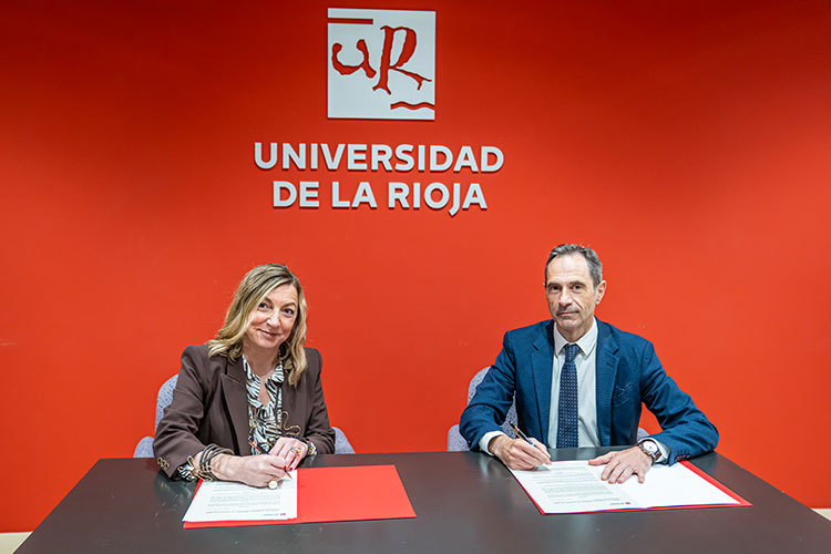 firma convenio universidad La Rioja